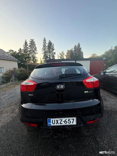 Kia Rio 1,4 ISG EX 5D EcoDynamics 2014, photo 3/11