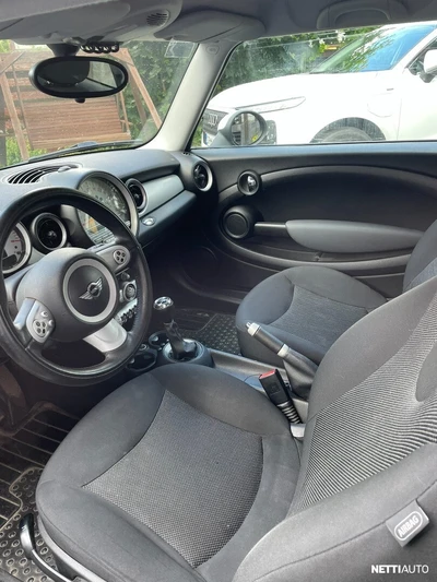 MINI Cooper 2007, kuva 7/10