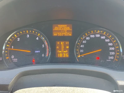 Toyota Avensis 2011, kuva 7/7