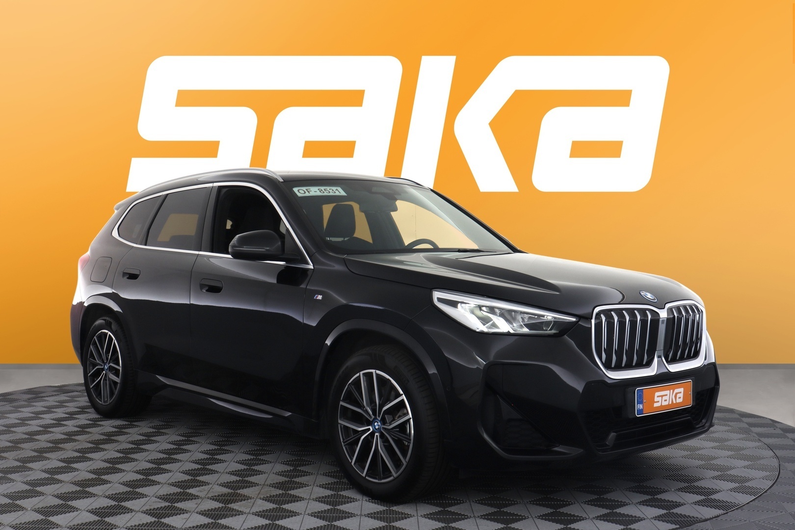 BMW iX1