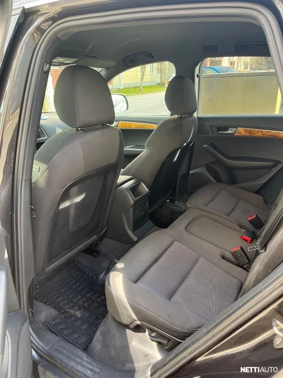 Audi Q5 2,0 TDI (DPF) S tronic 2009, photo 7/8