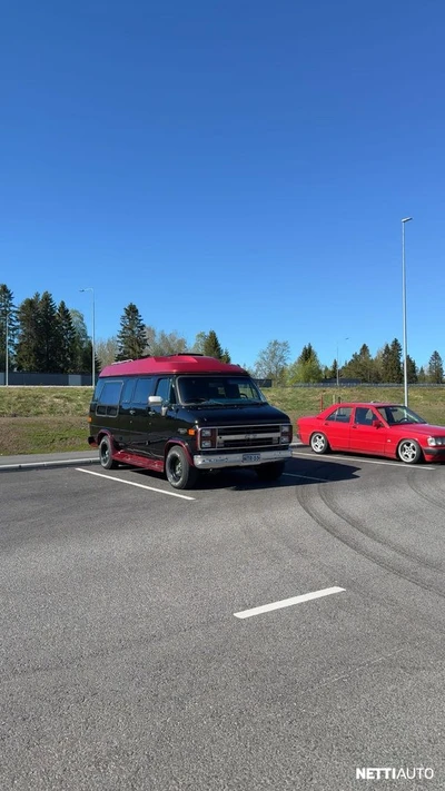 Chevrolet Chevy Van 1989, kuva 7/10