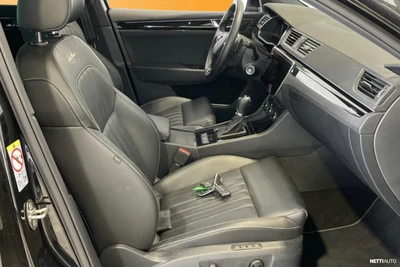 Skoda Superb 2022, kuva 5/8
