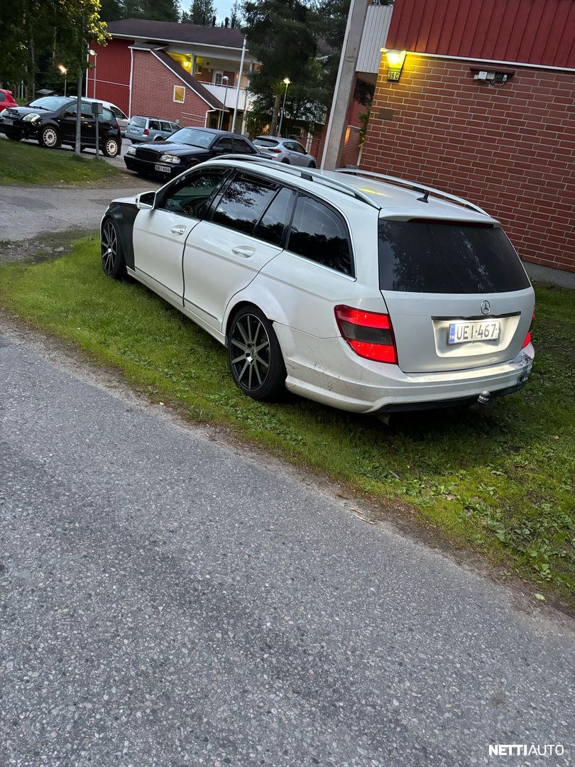 Mercedes-Benz C
