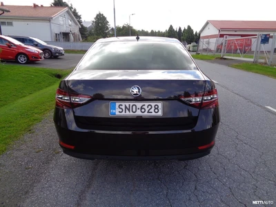 Skoda Superb 2016, kuva 4/29
