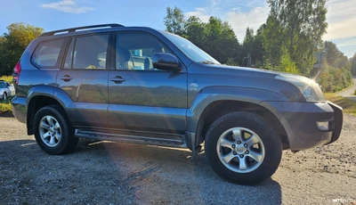 Toyota Land Cruiser 2005, kuva 3/10