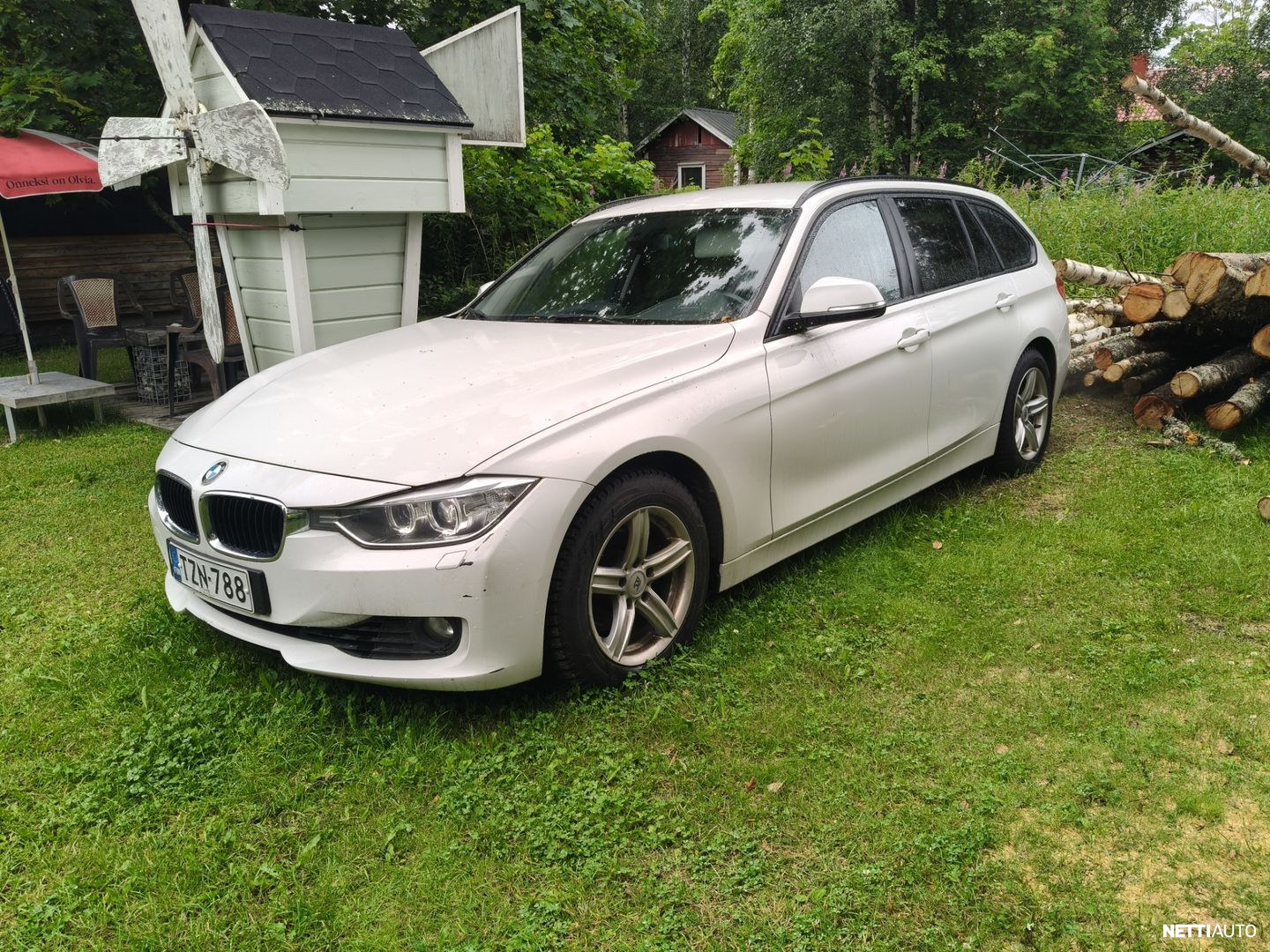 BMW 320