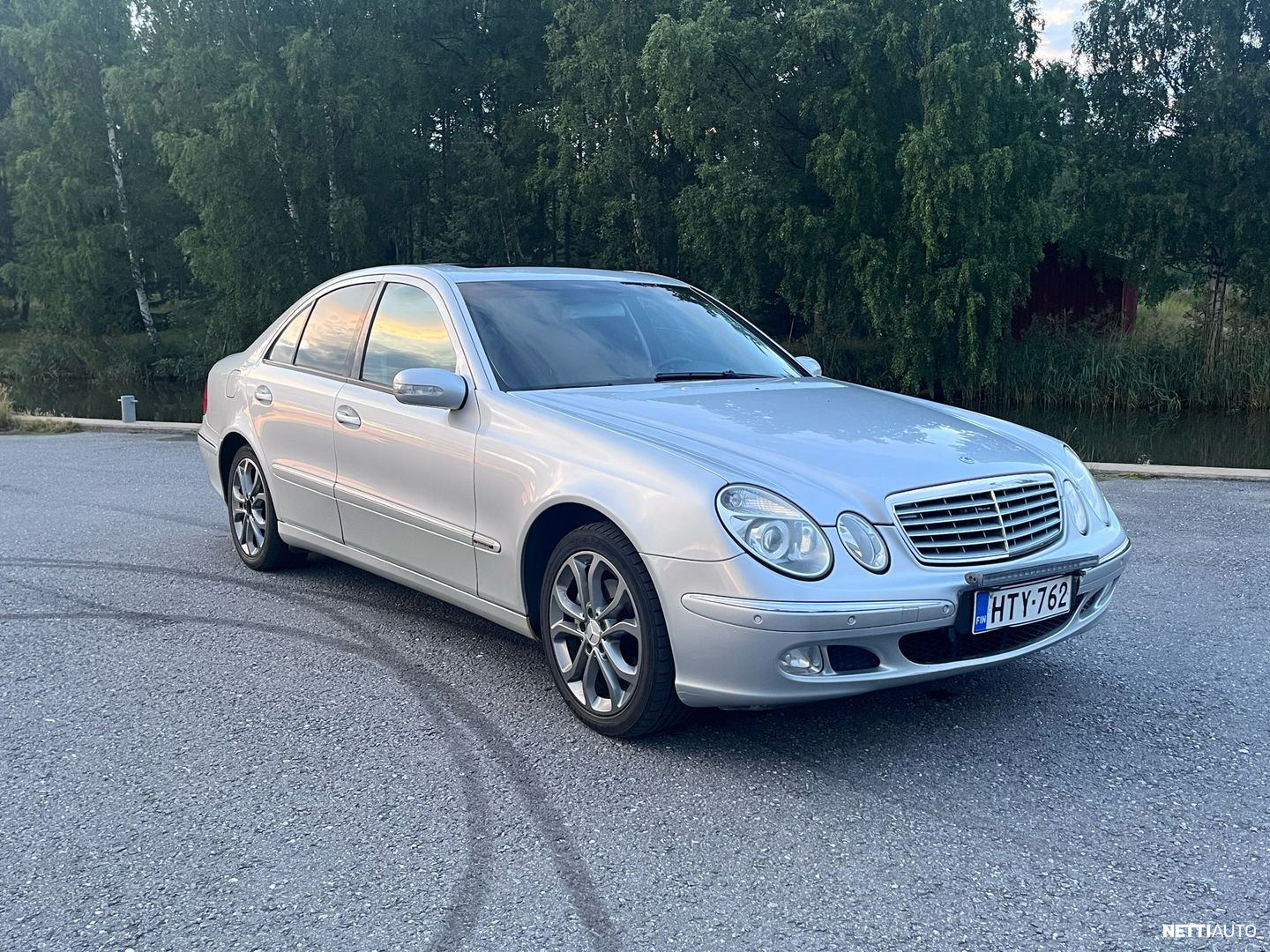 Mercedes-Benz E