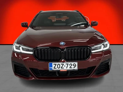BMW 530 G31 Touring 530e xDrive M Sport 2022, kuva 3/49