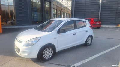 Hyundai i20 2012, kuva 3/8