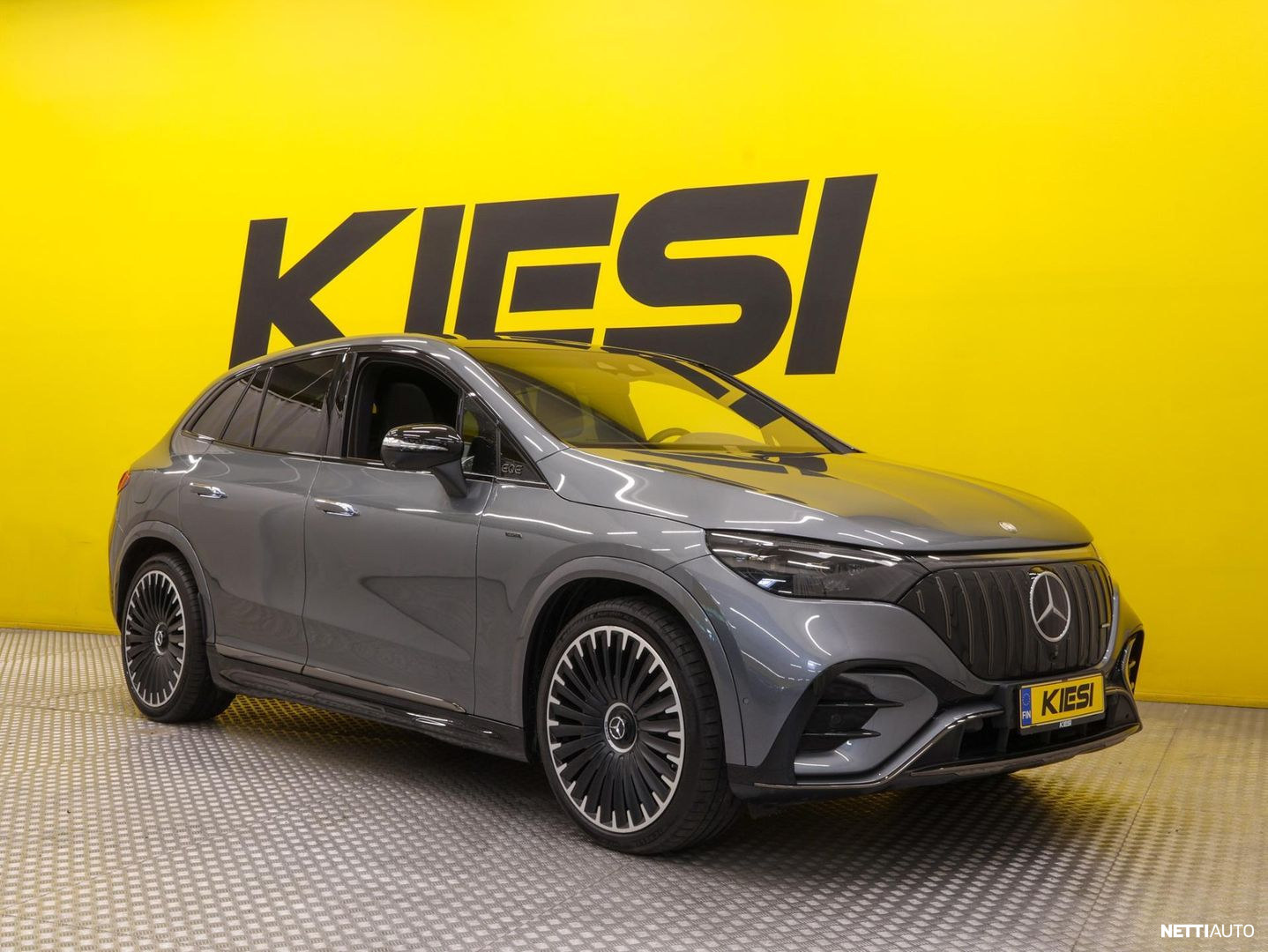 Mercedes-Benz EQE SUV