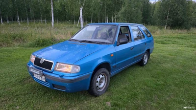 Skoda Felicia 1998, photo 2/10