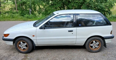 Mitsubishi Colt 1990, kuva 3/10