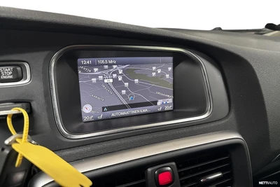 Volvo V40 T3 Momentum 2014, photo 7/8