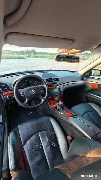 Mercedes-Benz E 2006, photo 5/10