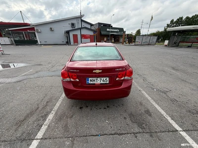 Chevrolet Cruze 4-ov LS 1,6 83kW MT5 2010, kuva 5/11