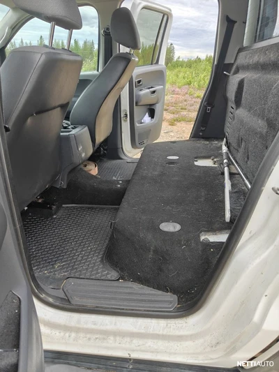 Volkswagen Amarok 2011, photo 7/12