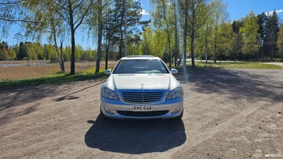 Mercedes-Benz S 2006, kuva 2/17