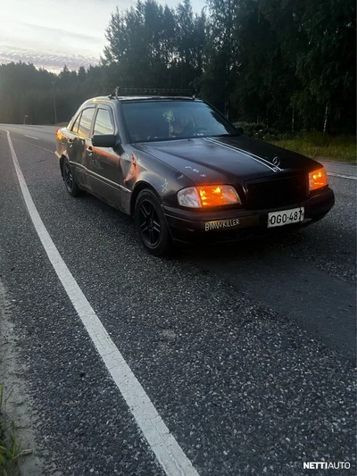 Mercedes-Benz 180 1996, kuva 1/6