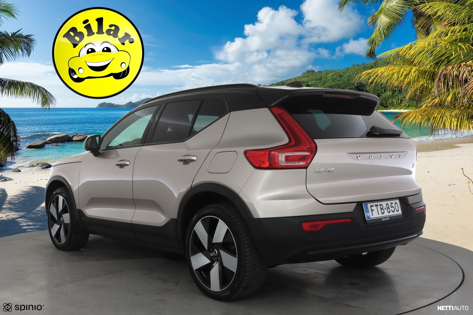 Volvo XC40 2023, photo 4/40