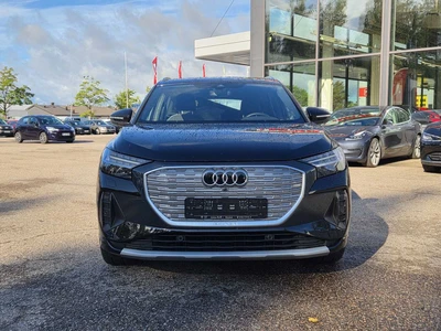 Audi Q4 e-tron 40 e-tron 2022, photo 3/38