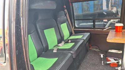 Chevrolet Express 2500 2000, kuva 2/5