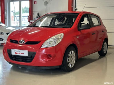 Hyundai i20 2010, photo 3/9