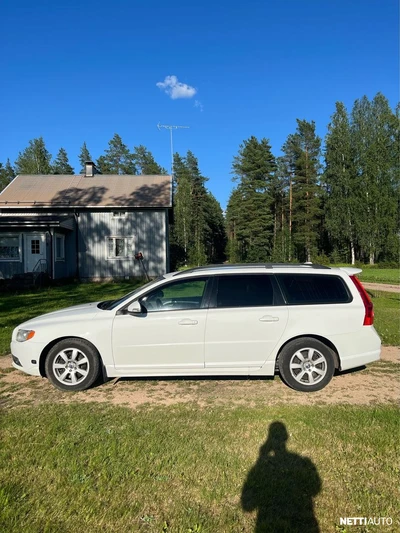 Volvo V70 D5 AWD Momentum aut 2009, kuva 5/9