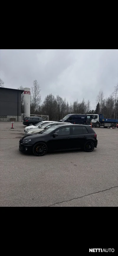Volkswagen Golf 2010, photo 2/6