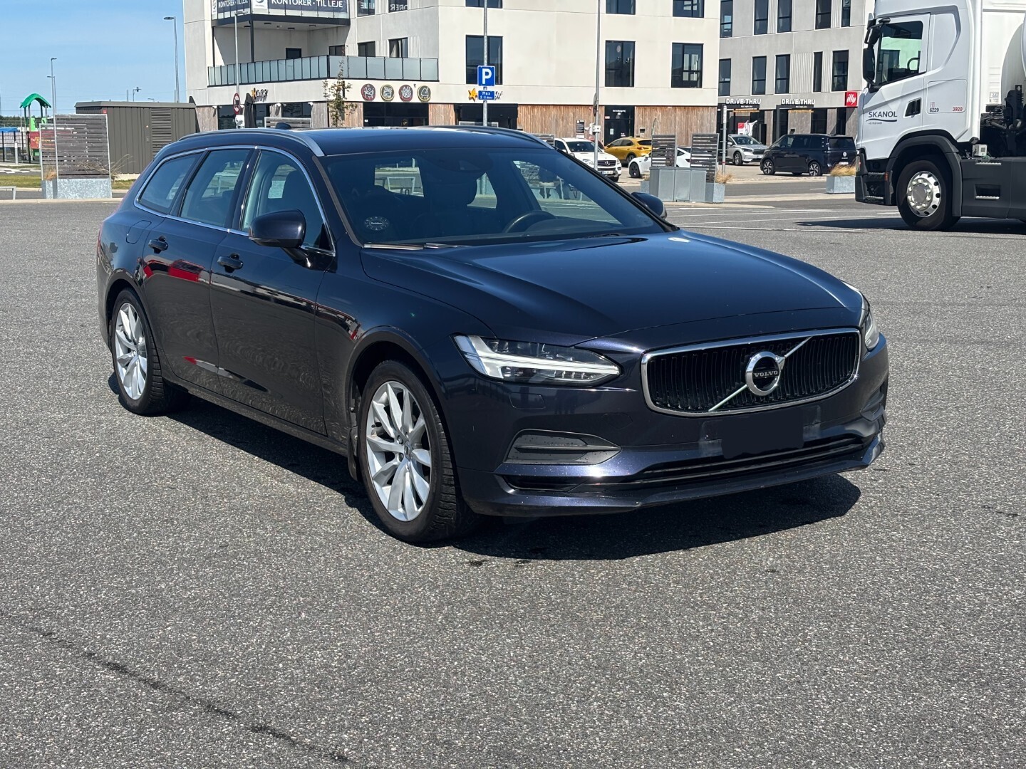 Volvo V90