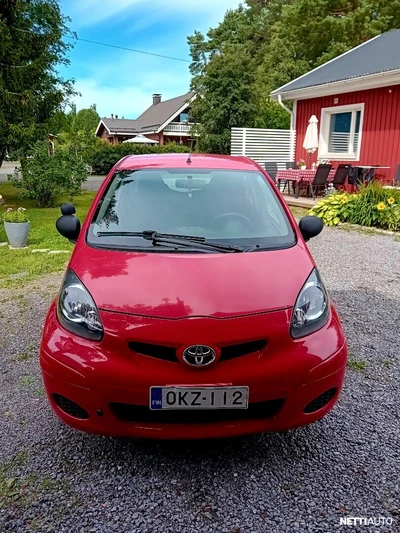 Toyota Aygo 1,0 VVT-i 5ov 2010, kuva 3/7