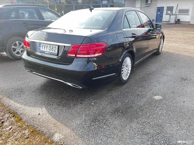 Mercedes-Benz E CDI BE Premium Business 2013, kuva 2/7