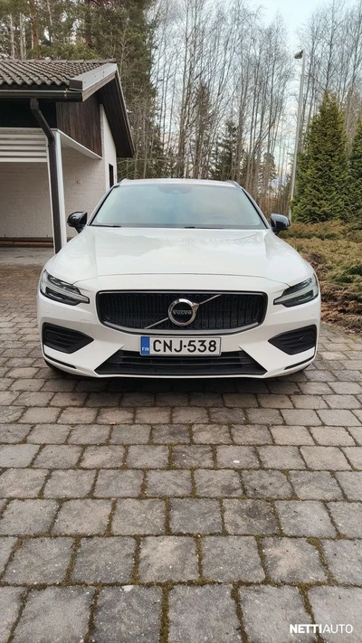 Volvo V60 D3 Business aut 2020, photo 1/8