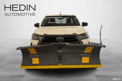 Toyota Hilux Extra Cab 4WD 2,4D Life 2021, photo 5/36