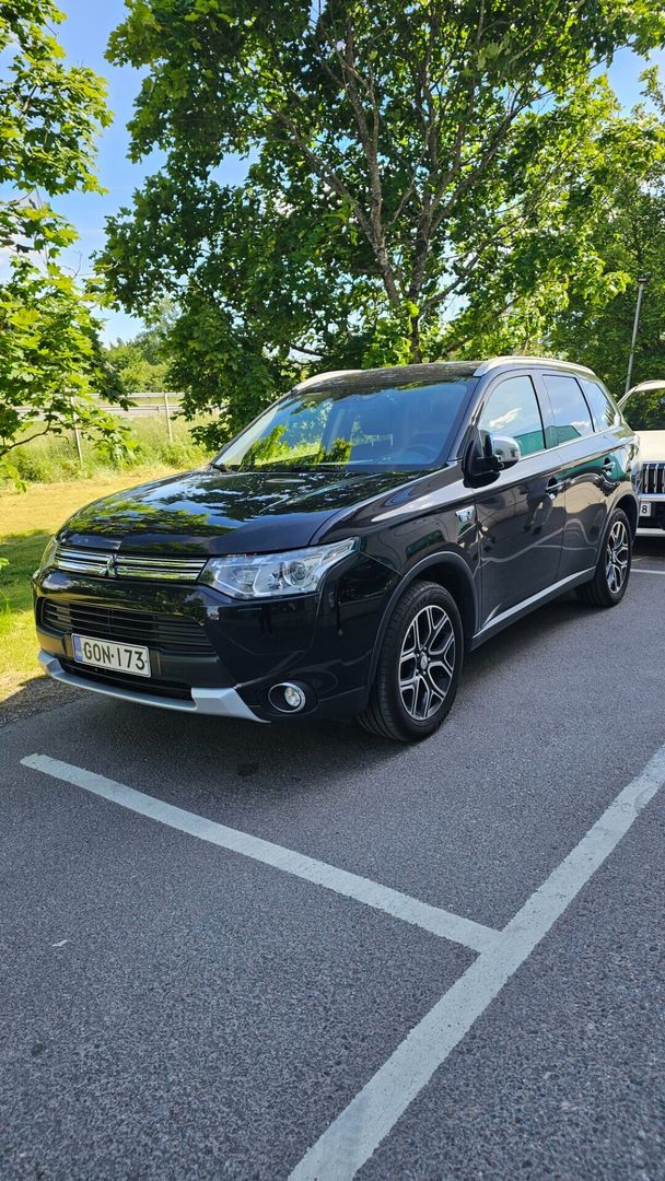 Mitsubishi Outlander PHEV