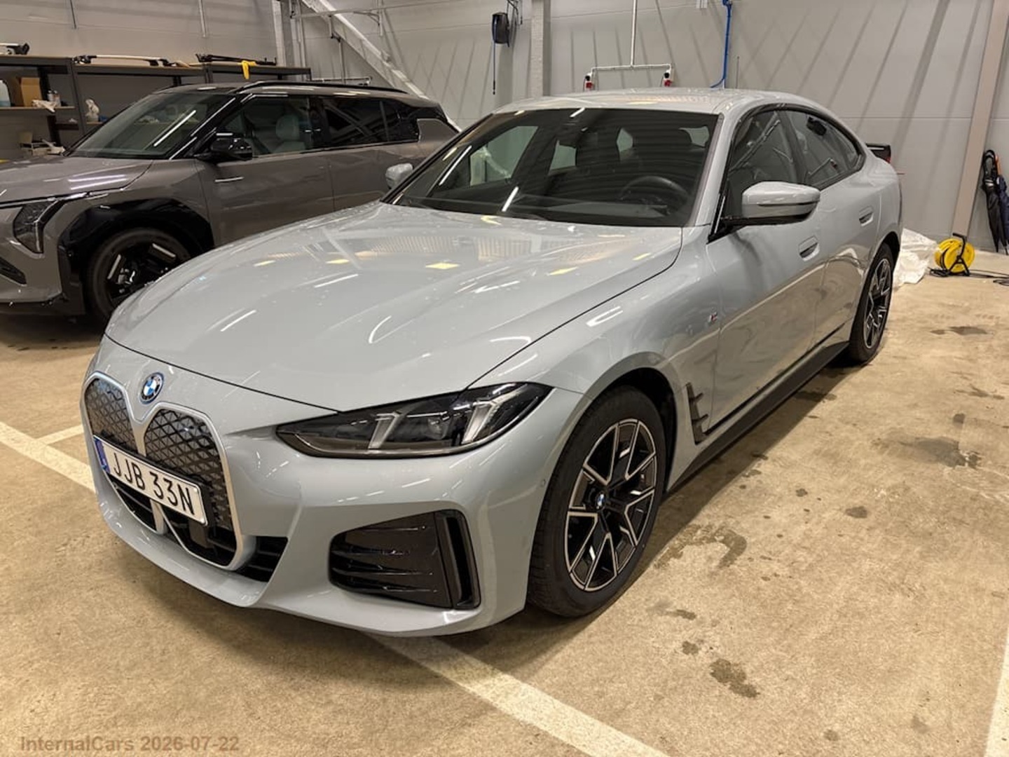 BMW i4