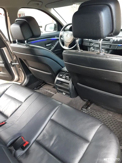 BMW 520 2012, photo 6/10