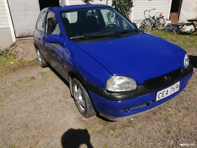 Opel Corsa Viistoperä 1999, kuva 1/5