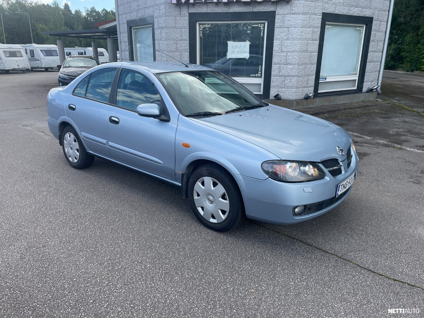 Nissan Almera