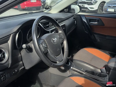 Toyota Auris 1,8 Hybrid Premium 2015, kuva 4/6