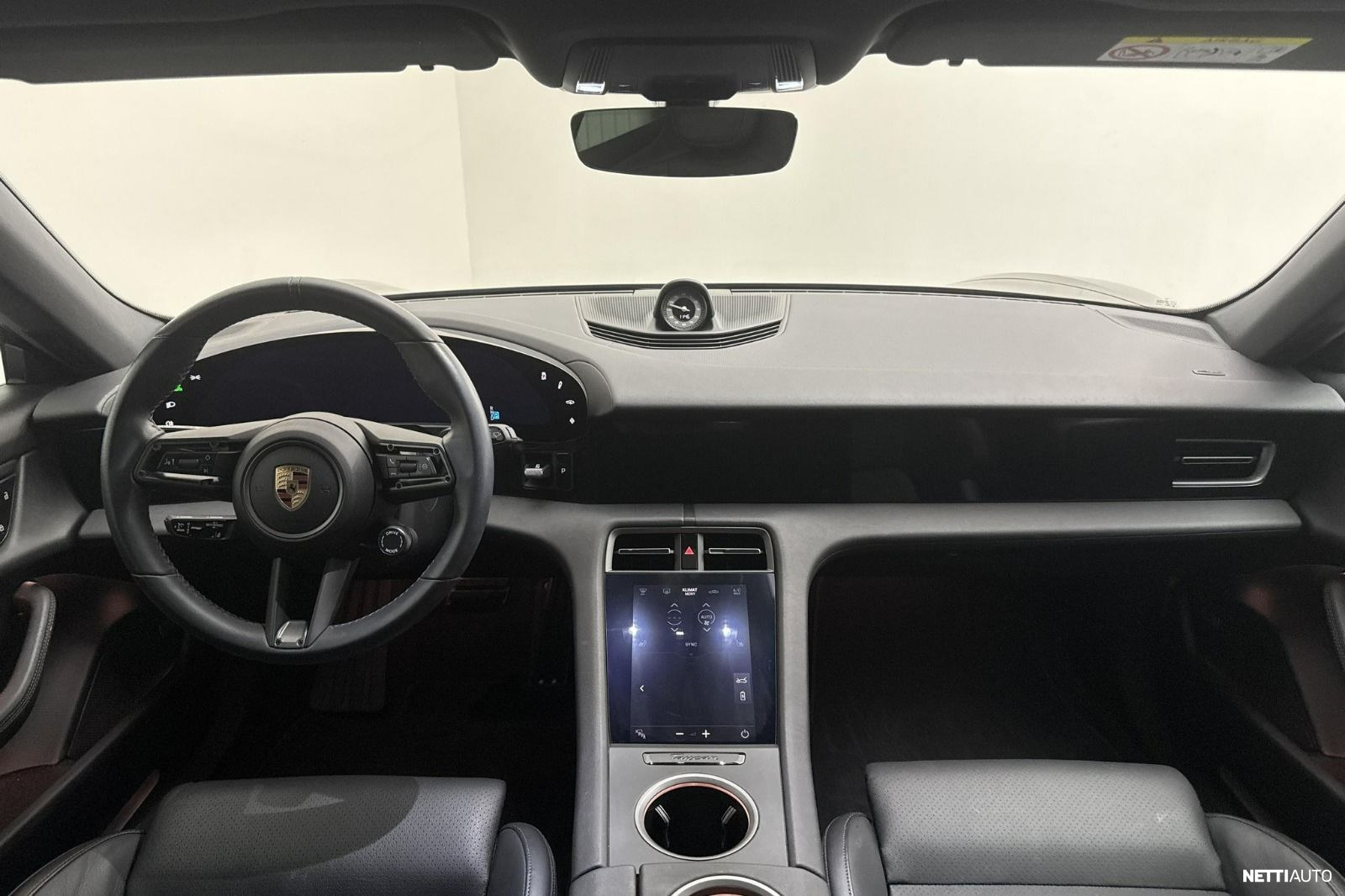Porsche Taycan 2024, kuva 2/5
