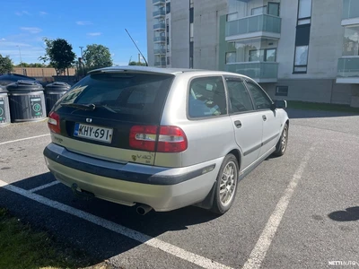 Volvo V40 2003, photo 5/11