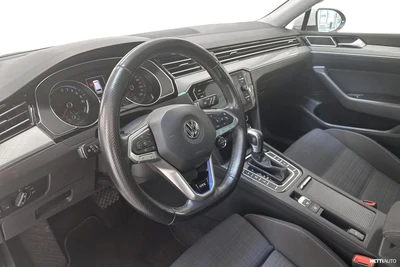 Volkswagen Passat 2019, kuva 7/29