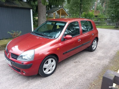 Renault Clio 1.2 16V HB 2004, photo 1/8