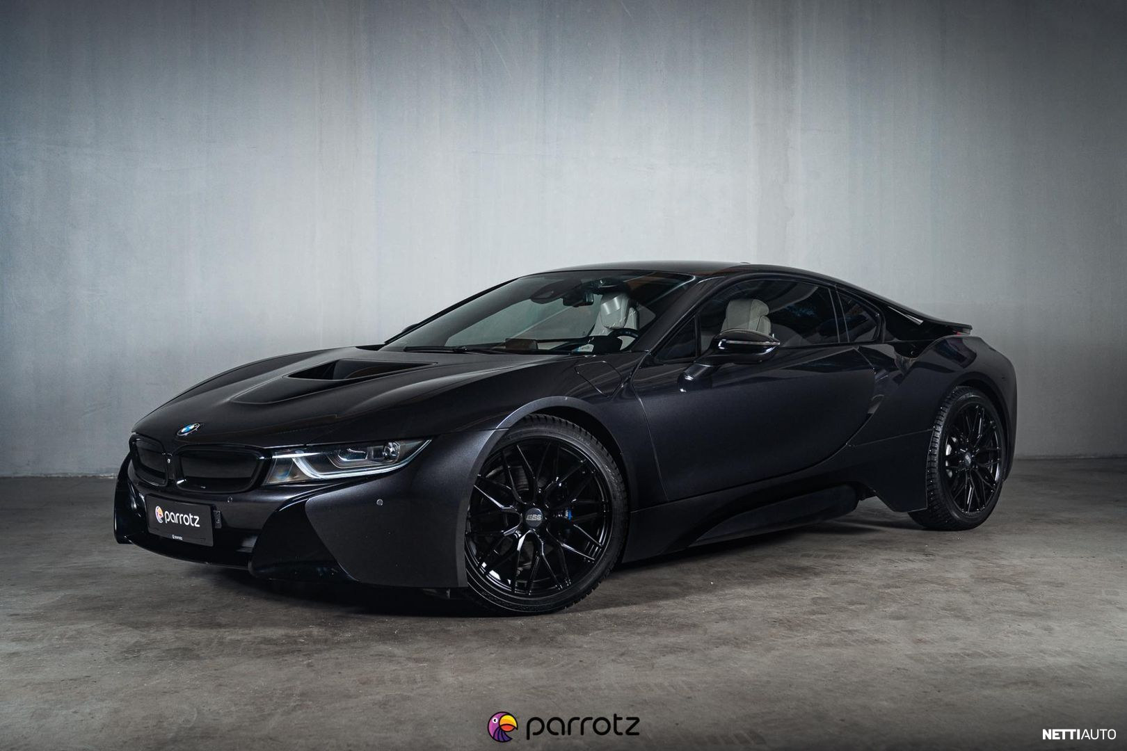 BMW i8
