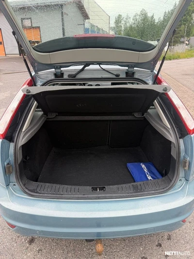 Ford Focus 1,6 100hv Trend M5 5-ovinen 2008, kuva 6/9
