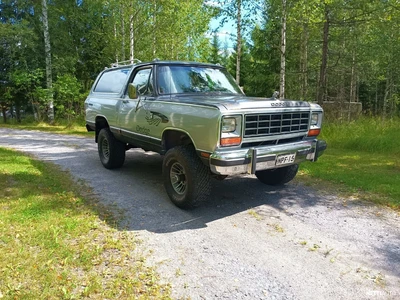 Dodge Ramcharger 1983, photo 1/5