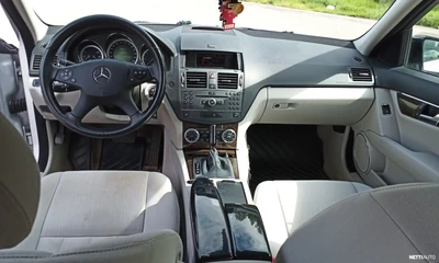 Mercedes-Benz C 200 2010, kuva 6/13