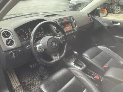 Volkswagen Tiguan 2011, photo 7/19