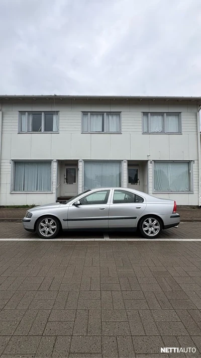 Volvo S60 2002, kuva 3/5
